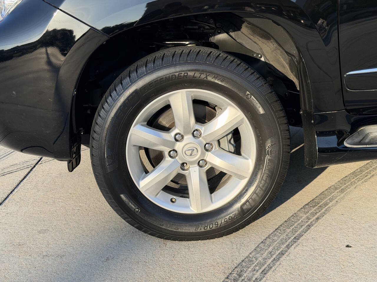 Used 2013 Lexus GX 460 w/ Comfort Plus Pkg AWD/4WD image 29