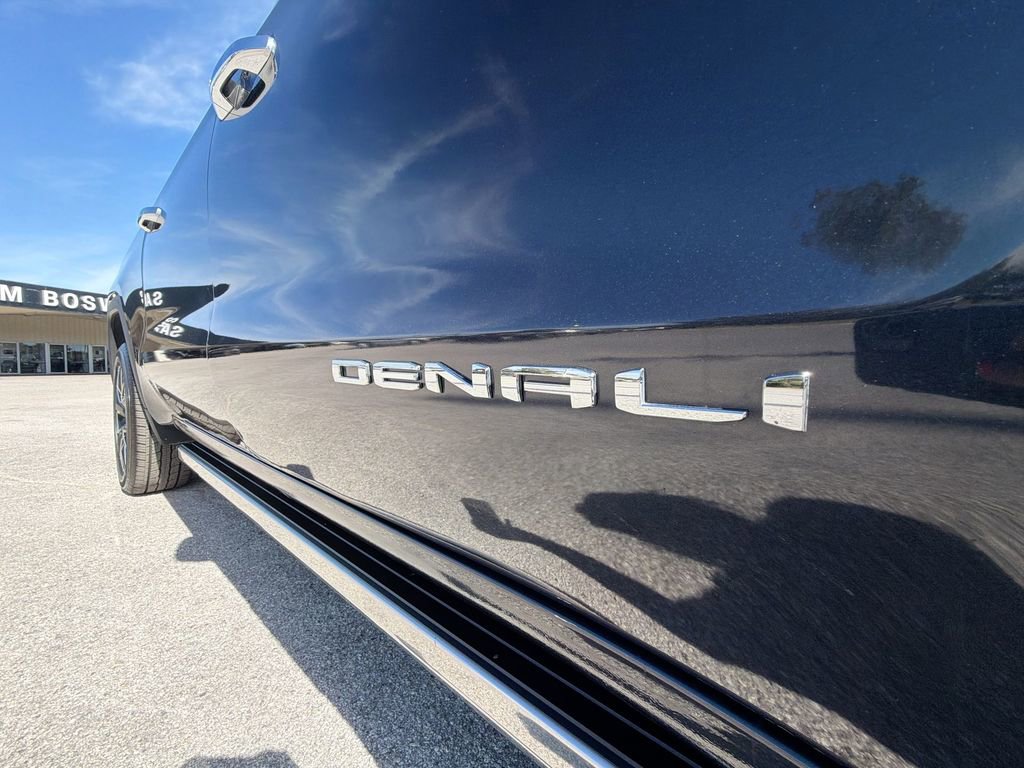 Certified 2023 GMC Sierra 1500 Denali image 35