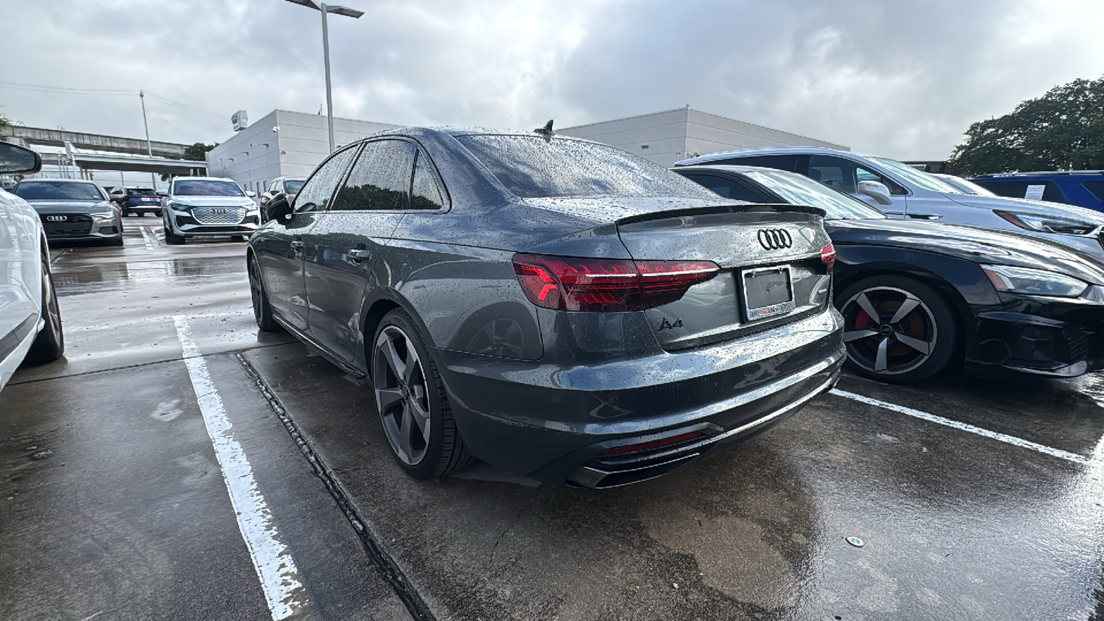 Used 2023 Audi A4 2.0T Premium Plus w/ Premium Plus Package AWD/4WD image 4