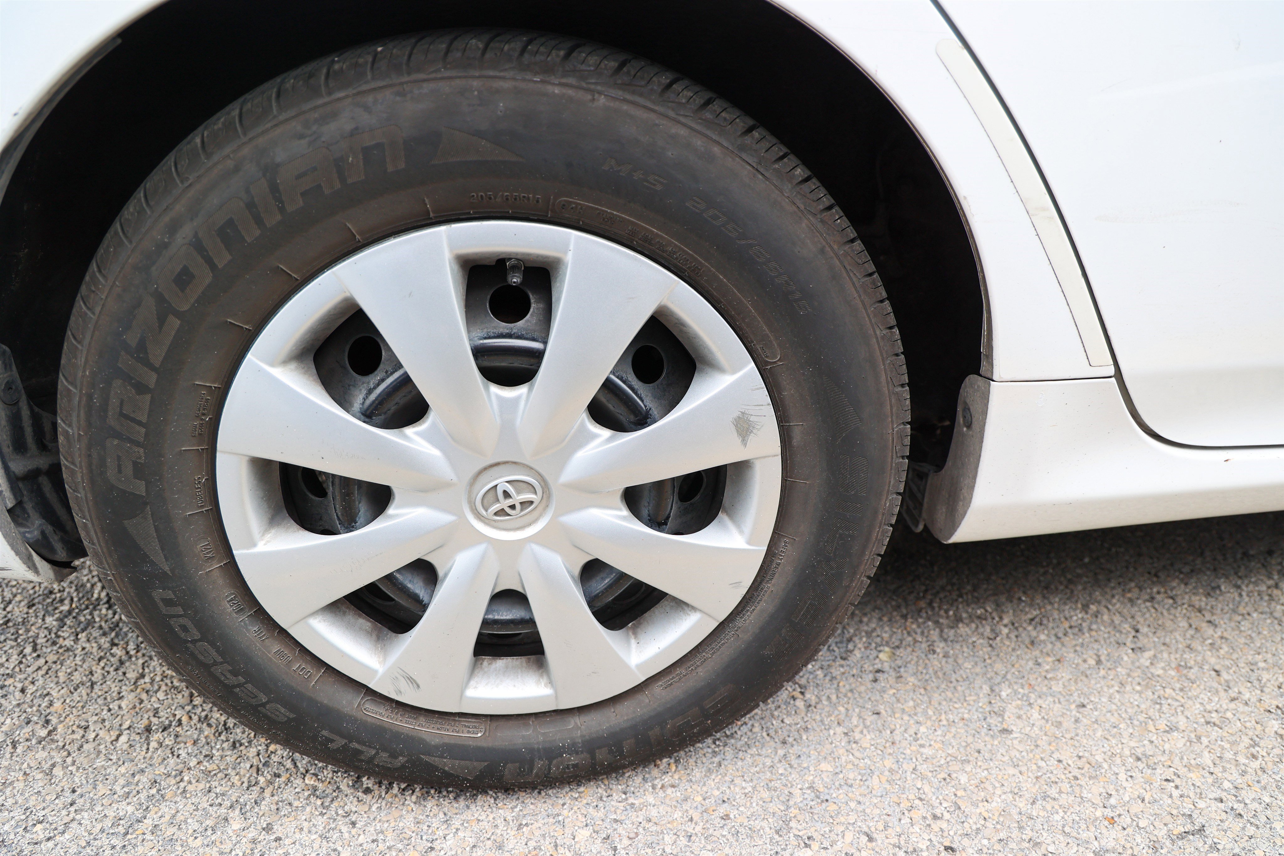 Used 2013 Toyota Corolla L FWD image 11
