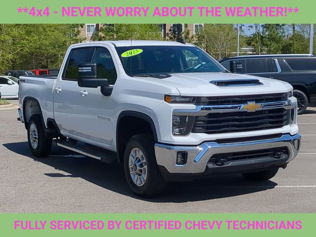 Used 2025 Chevrolet Silverado 2500 LT w/ Convenience Package AWD/4WD image 3