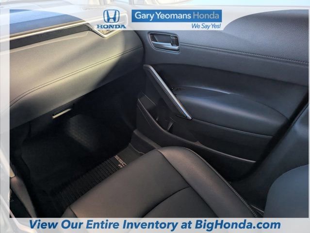 Used 2022 Toyota Corolla Cross XLE image 17