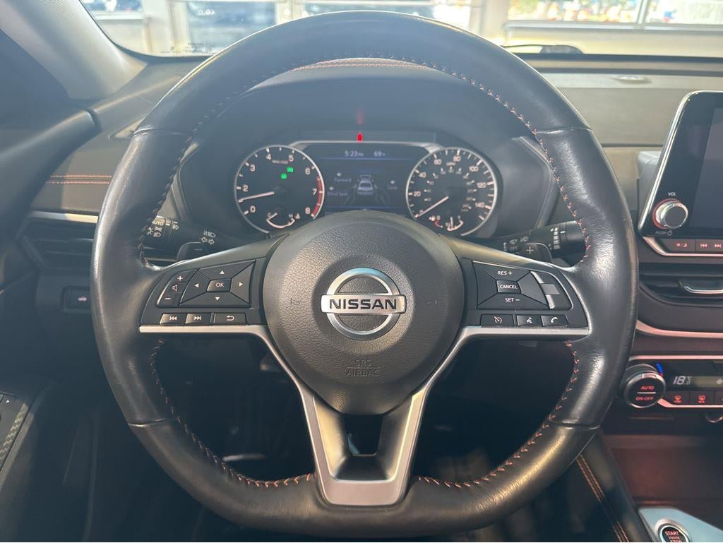 Used 2022 Nissan Altima 2.5 SR AWD/4WD image 18