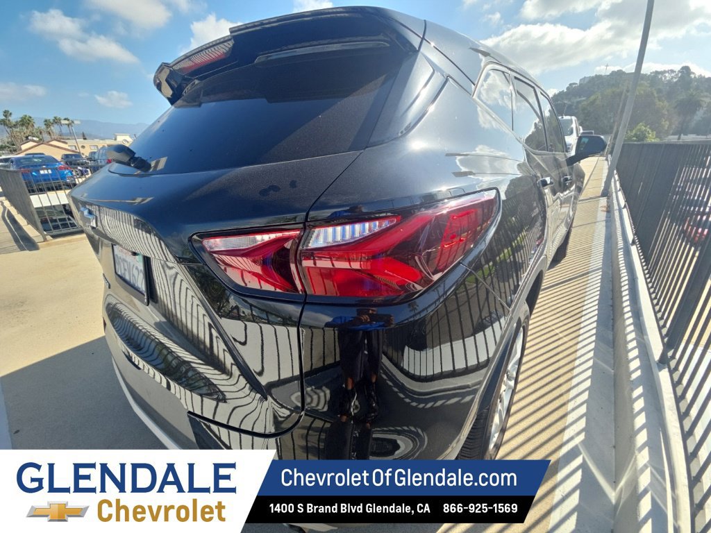 Used 2022 Chevrolet Blazer LT w/ LPO, Black Grille Bar Package FWD image 5