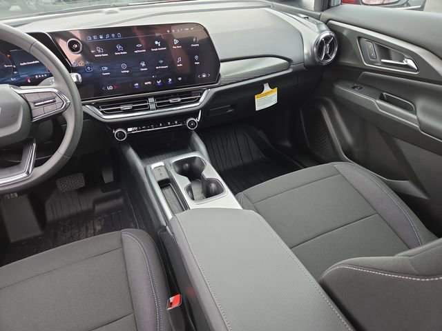 New 2026 Chevrolet Equinox EV LT image 10