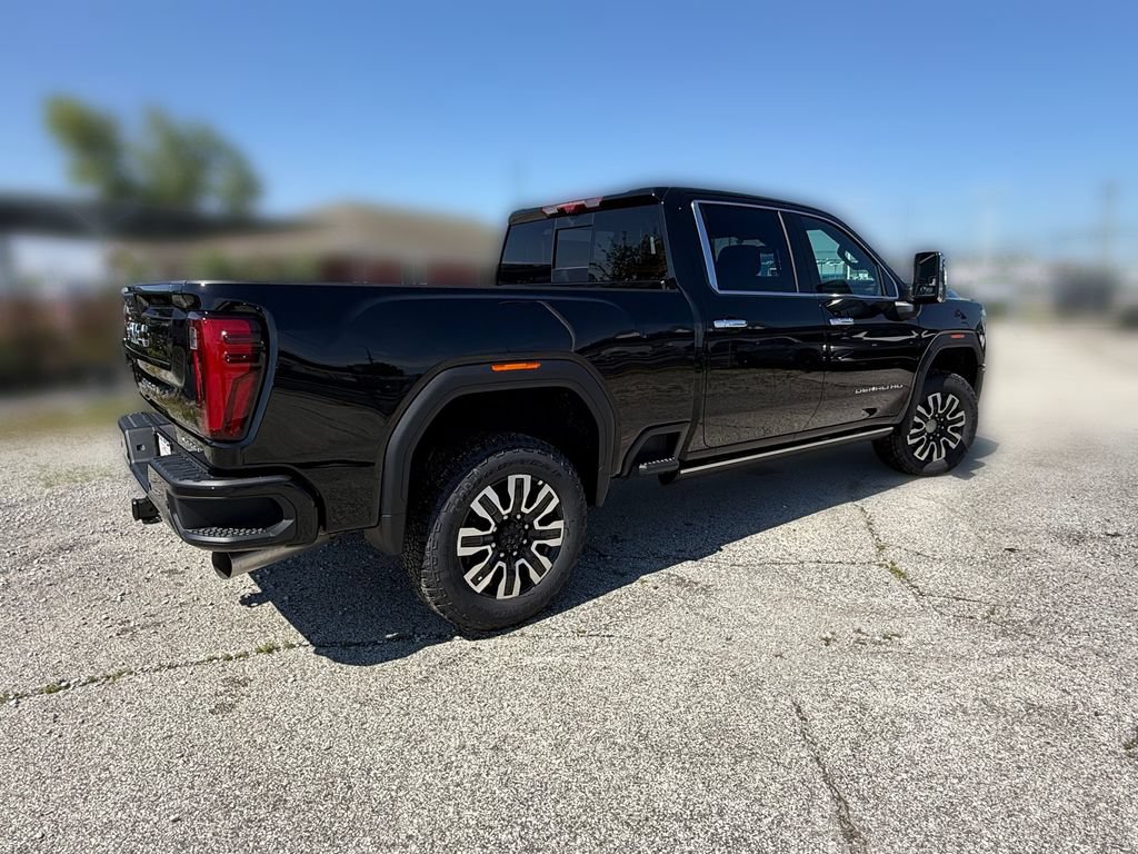 New 2026 GMC Sierra 2500 Denali Ultimate AWD/4WD image 15