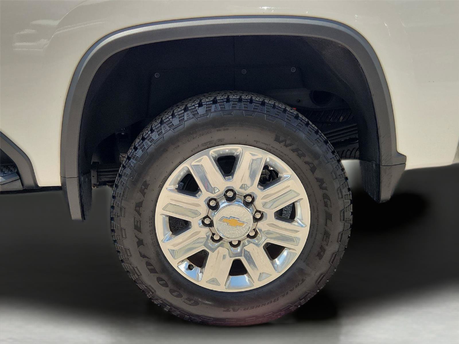 Used 2025 Chevrolet Silverado 2500 High Country w/ Technology Package AWD/4WD image 33