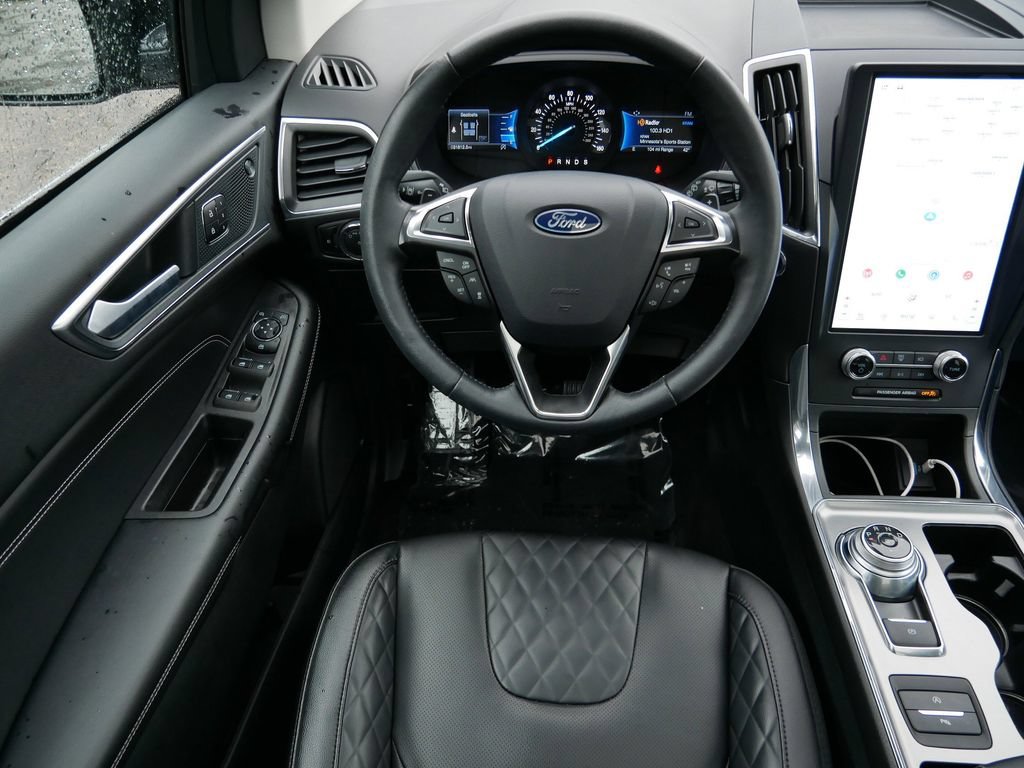 Certified 2024 Ford Edge Titanium w/ Equipment Group 301A AWD/4WD image 12