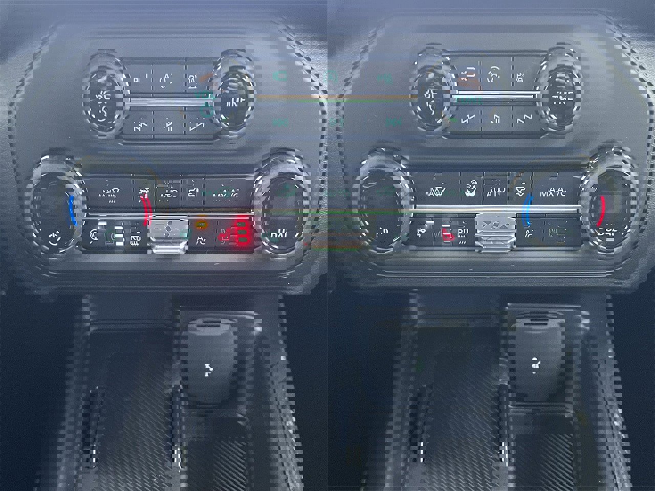 New 2025 Ford Bronco Outer Banks image 6