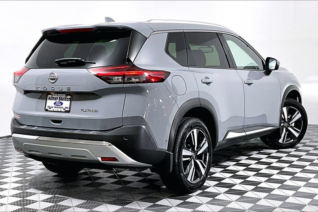 Used 2023 Nissan Rogue Platinum w/ Platinum Premium Package FWD image 12