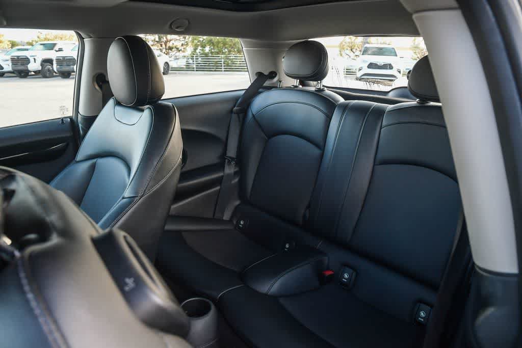 Used 2018 MINI Cooper S FWD image 19