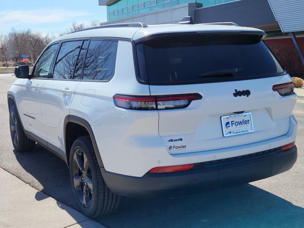 New 2025 Jeep Grand Cherokee L Laredo AWD/4WD image 7