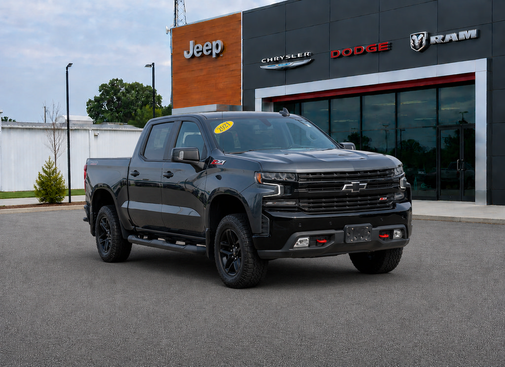 Used 2021 Chevrolet Silverado 1500 LT Trail Boss w/ Convenience Package II AWD/4WD image 1