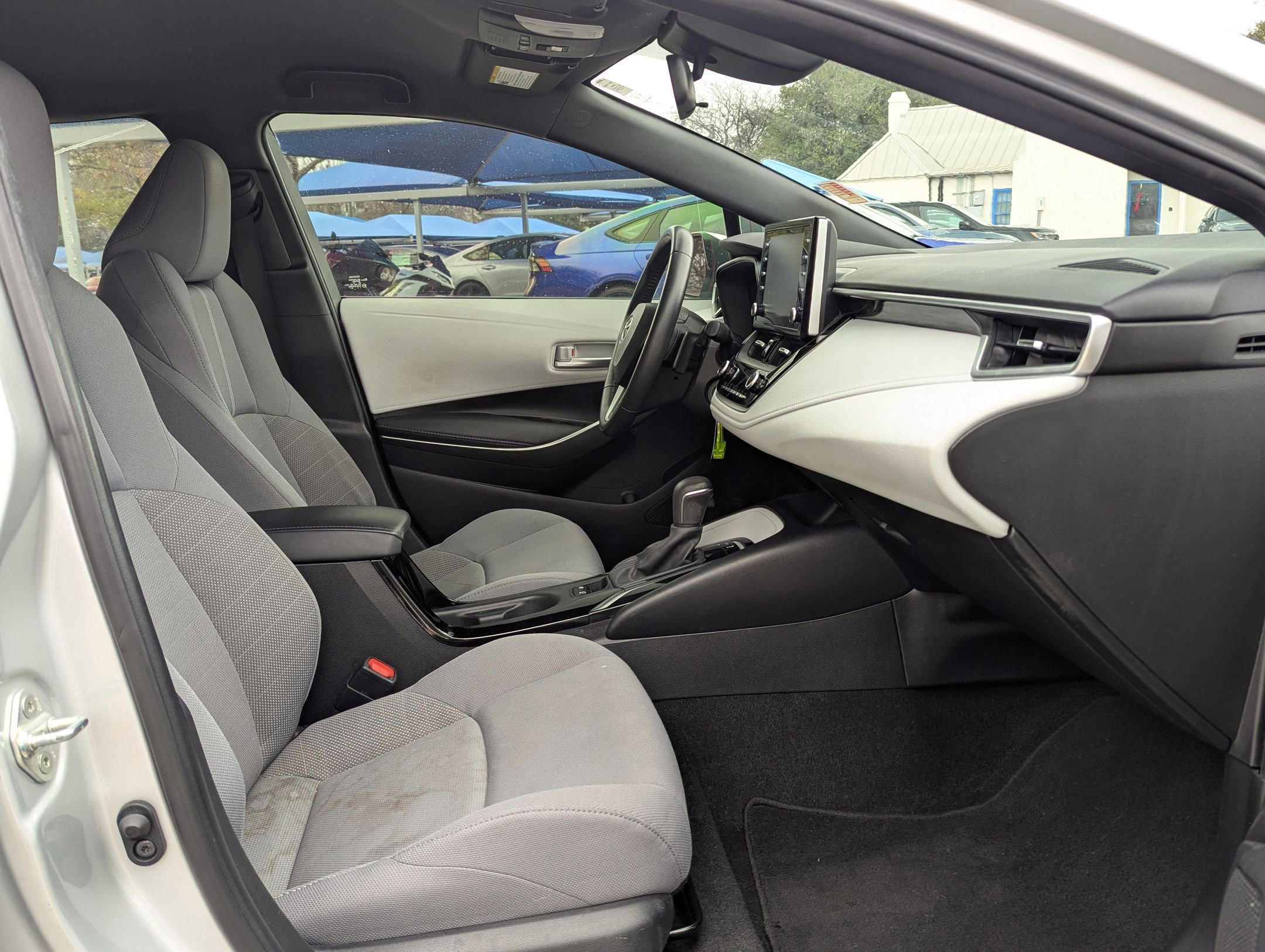 Used 2020 Toyota Corolla SE image 26