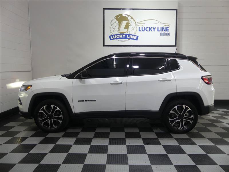 Used 2023 Jeep Compass Limited AWD/4WD image 7