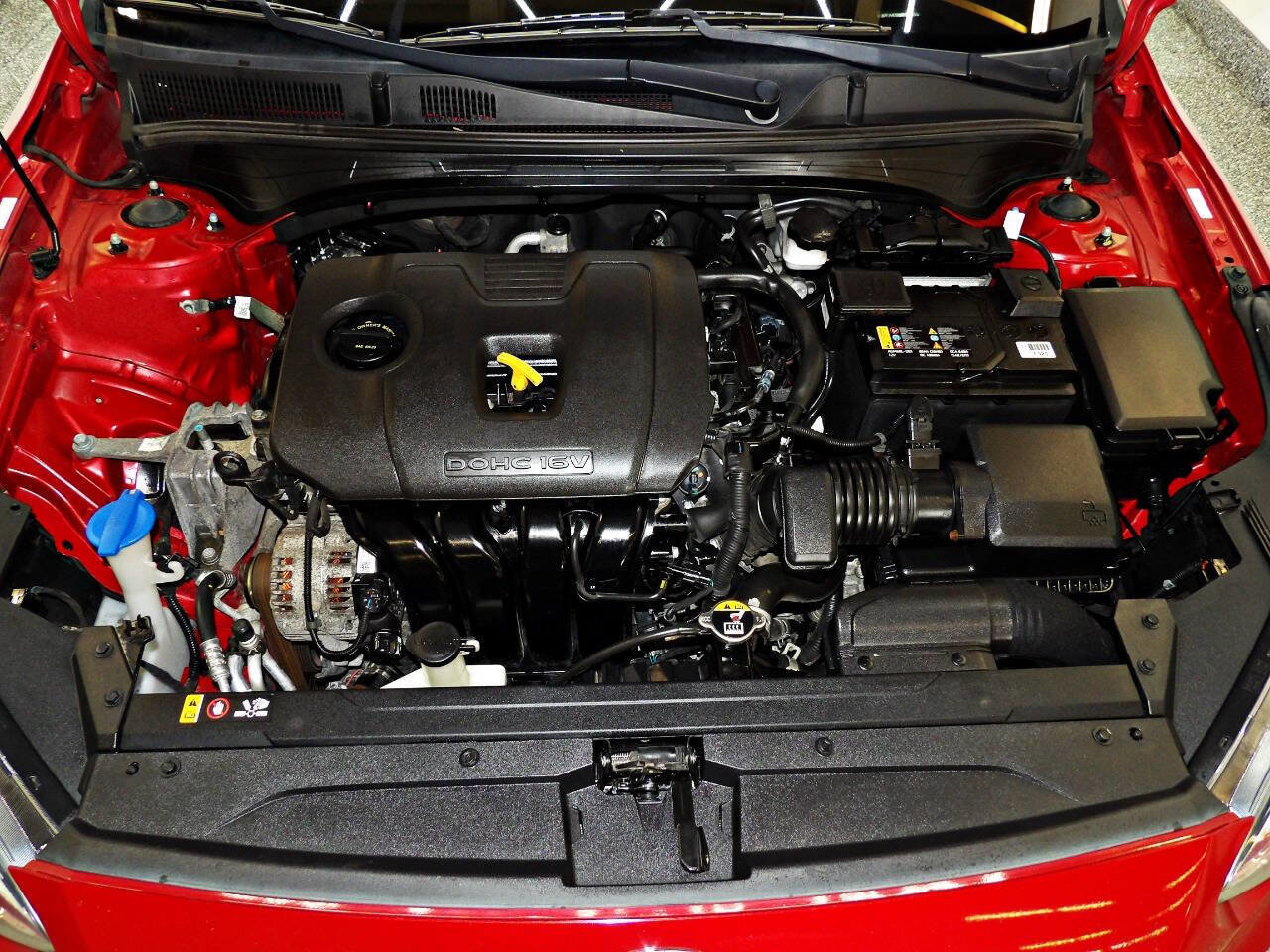 Used 2020 Kia Forte LXS FWD image 22