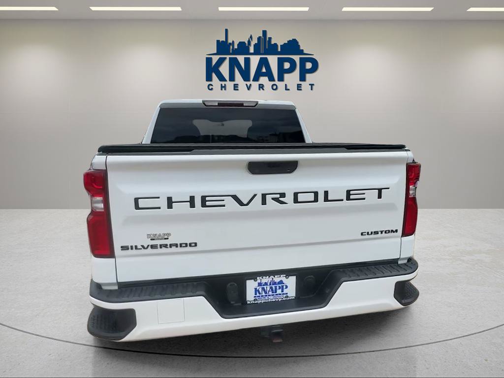 Used 2021 Chevrolet Silverado 1500 Custom w/ LPO, Dark Essentials Package RWD image 3