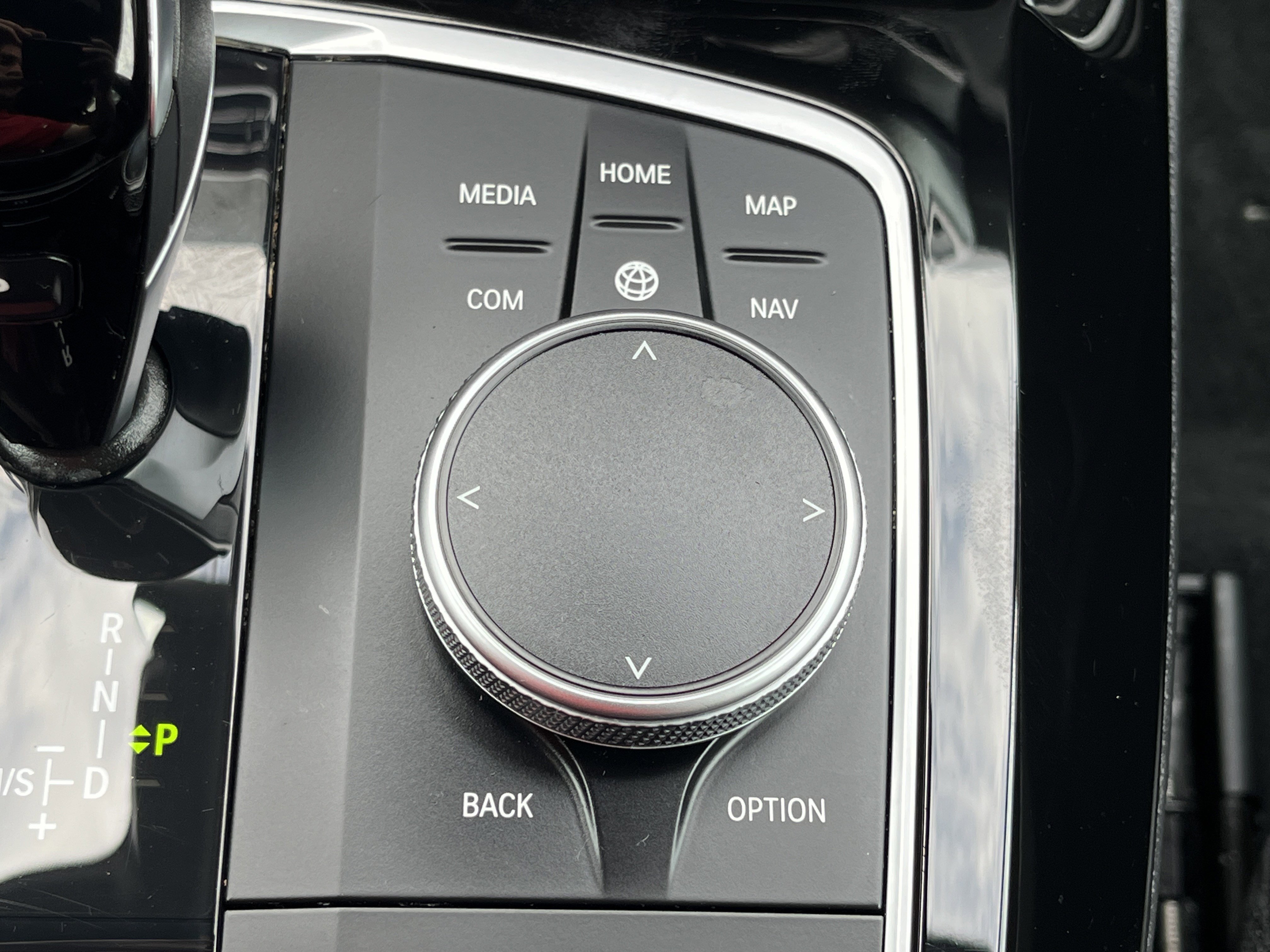 Used 2025 BMW X4 xDrive30i image 8