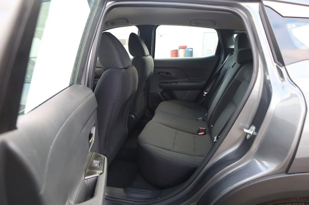 New 2026 Nissan Kicks S image 21