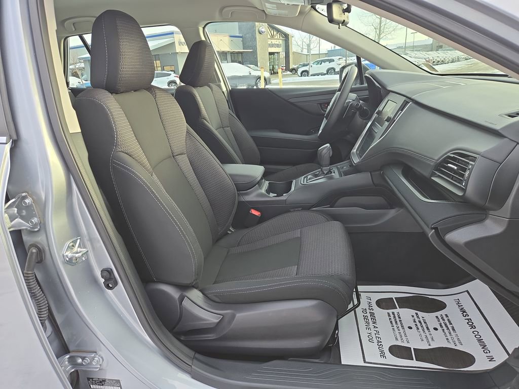 Used 2025 Subaru Outback image 17
