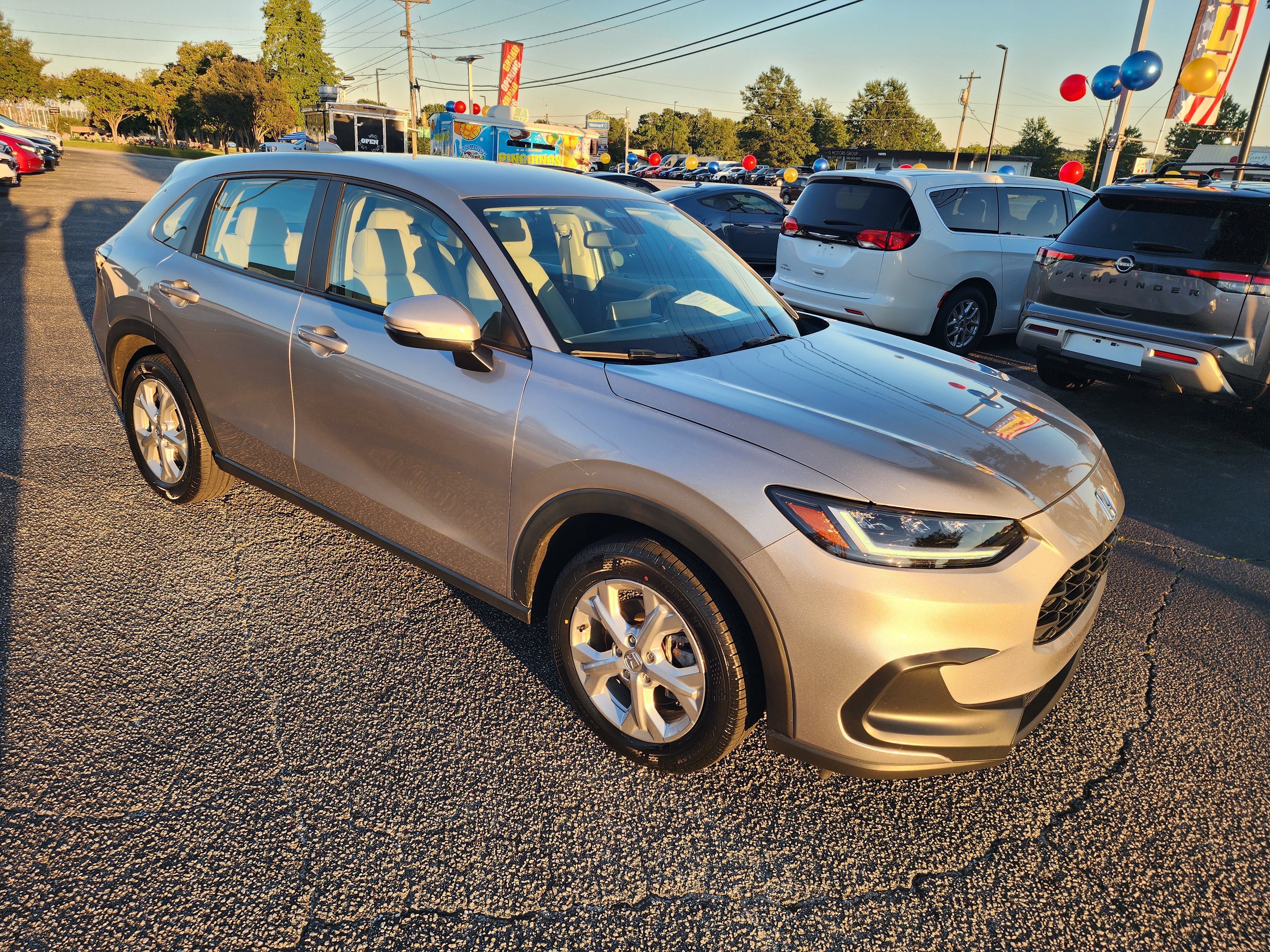 Certified 2025 Honda HR-V LX image 2