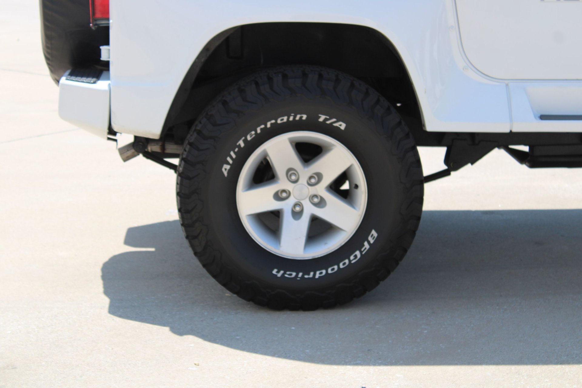 Used 1991 Jeep Wrangler Renegade AWD/4WD image 32