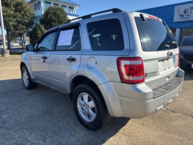 Used 2011 Ford Escape XLT w/ 201A Rapid Spec Order Code image 7