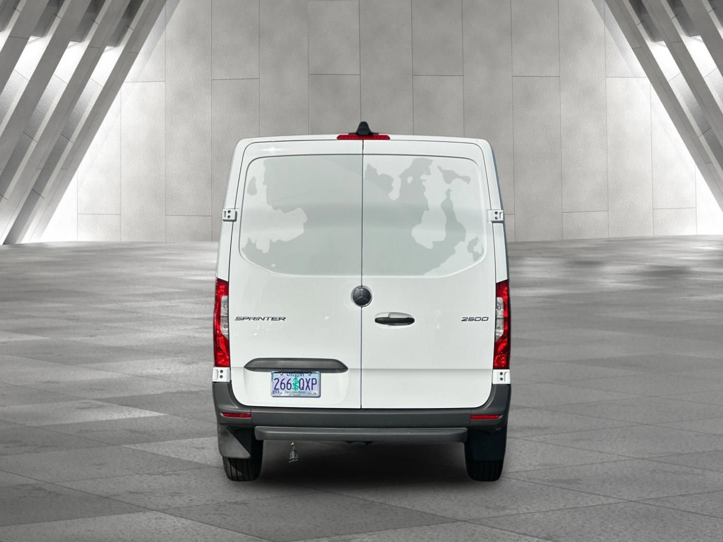 Used 2025 Mercedes-Benz Sprinter 2500 image 5