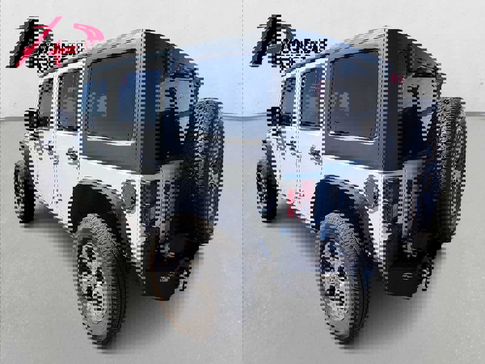 Used 2017 Jeep Wrangler Unlimited Sahara w/ Connectivity Group image 3