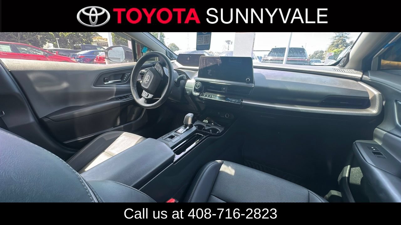Used 2024 Toyota Prius Limited AWD/4WD image 4
