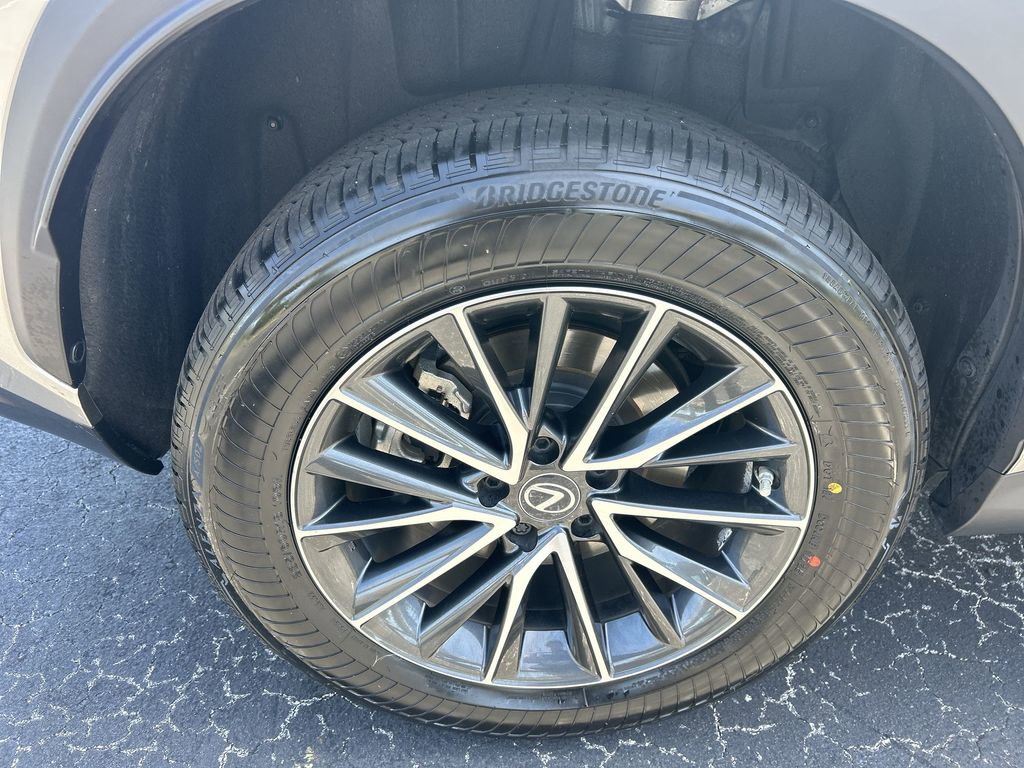 Used 2023 Lexus NX 250 FWD w/ Towing Package (2000 Lbs) image 31