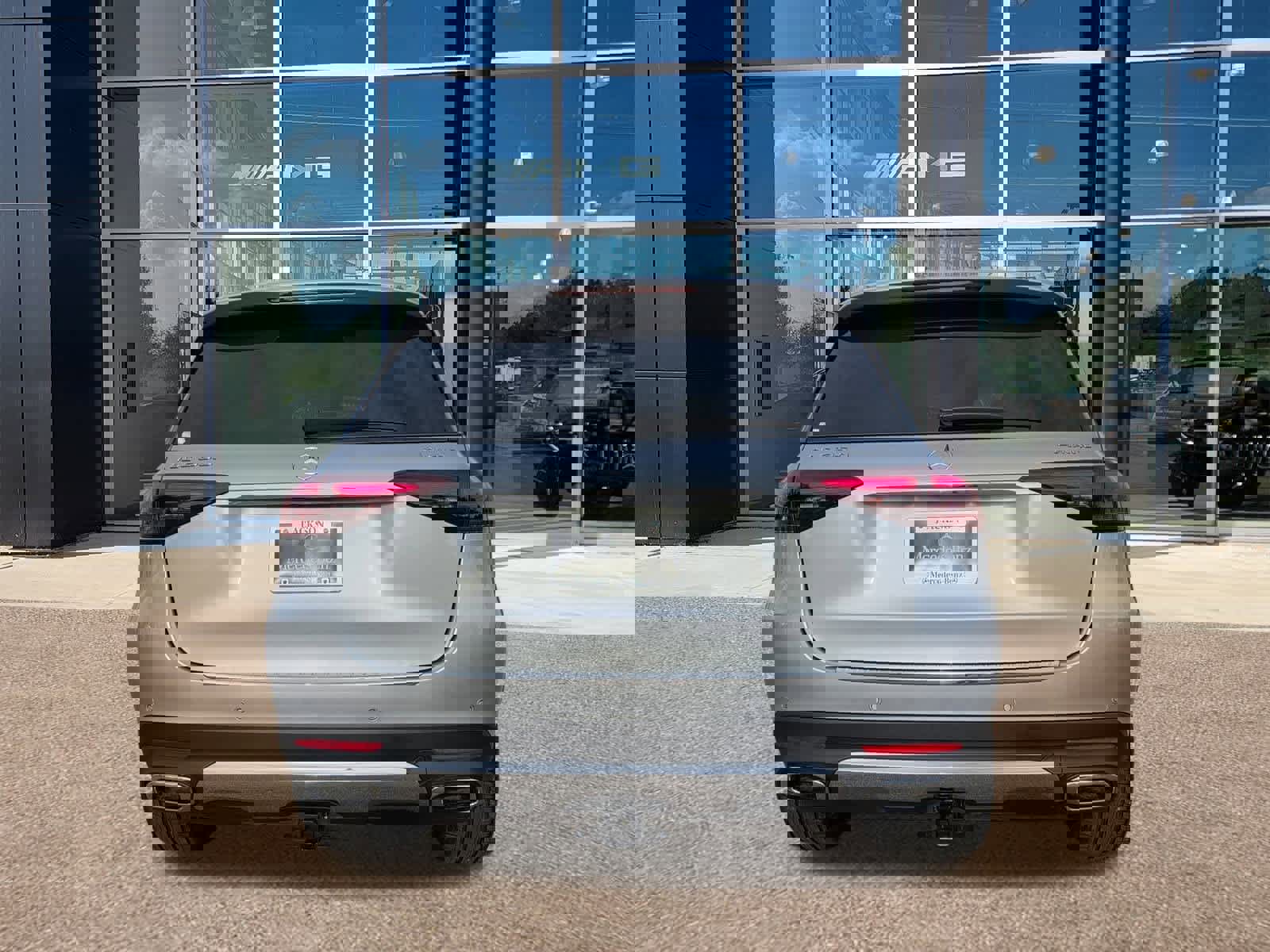 Used 2025 Mercedes-Benz GLE 350 4MATIC image 6