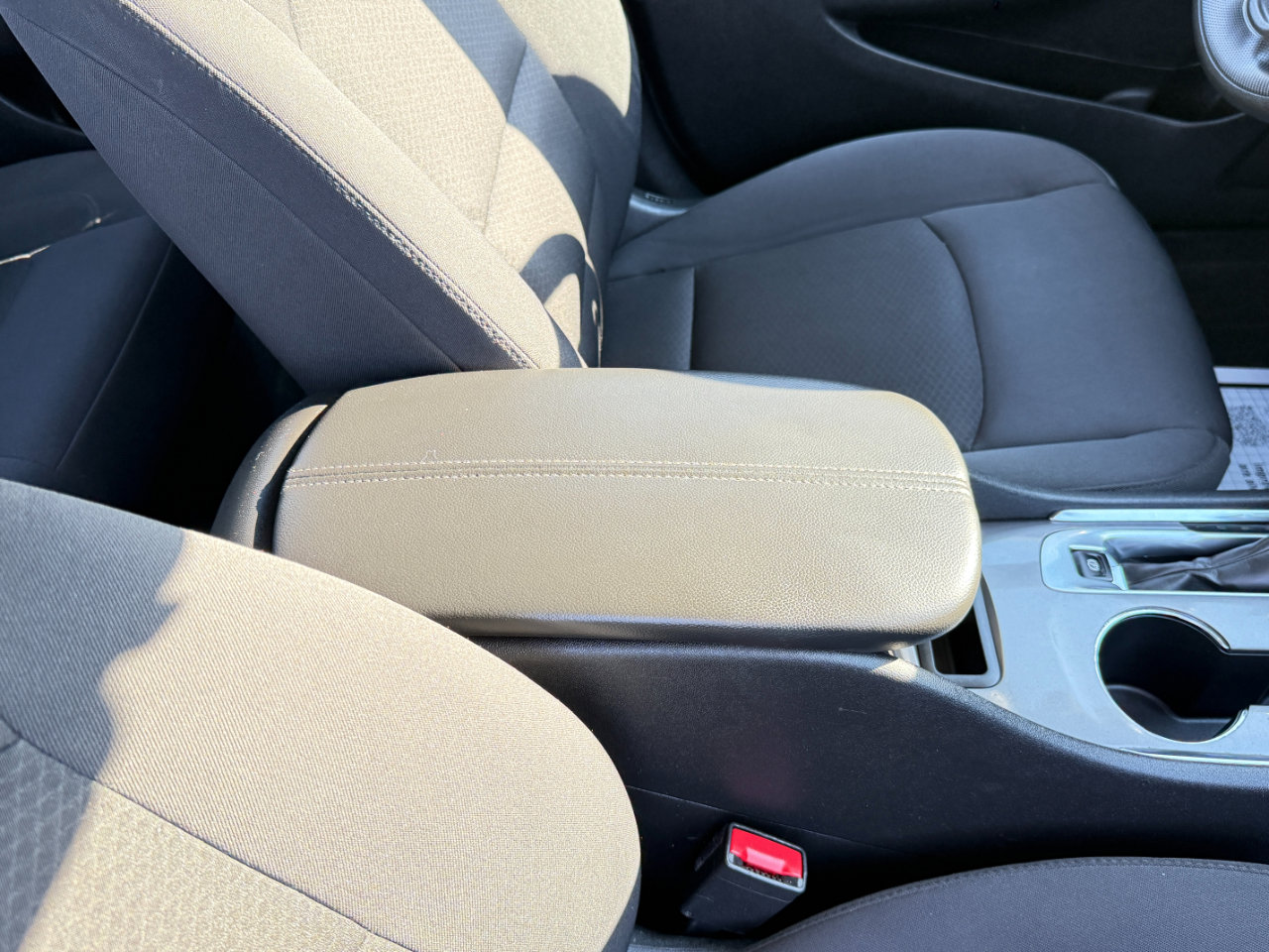 Used 2023 Chevrolet Malibu LT image 47