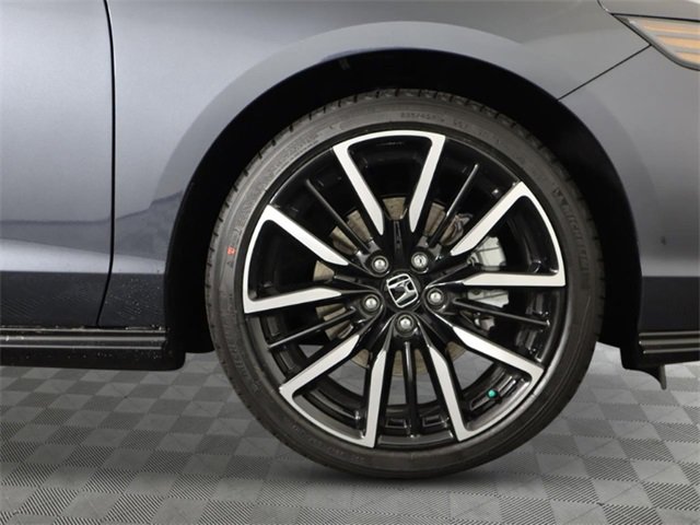 New 2025 Honda Accord Touring image 9