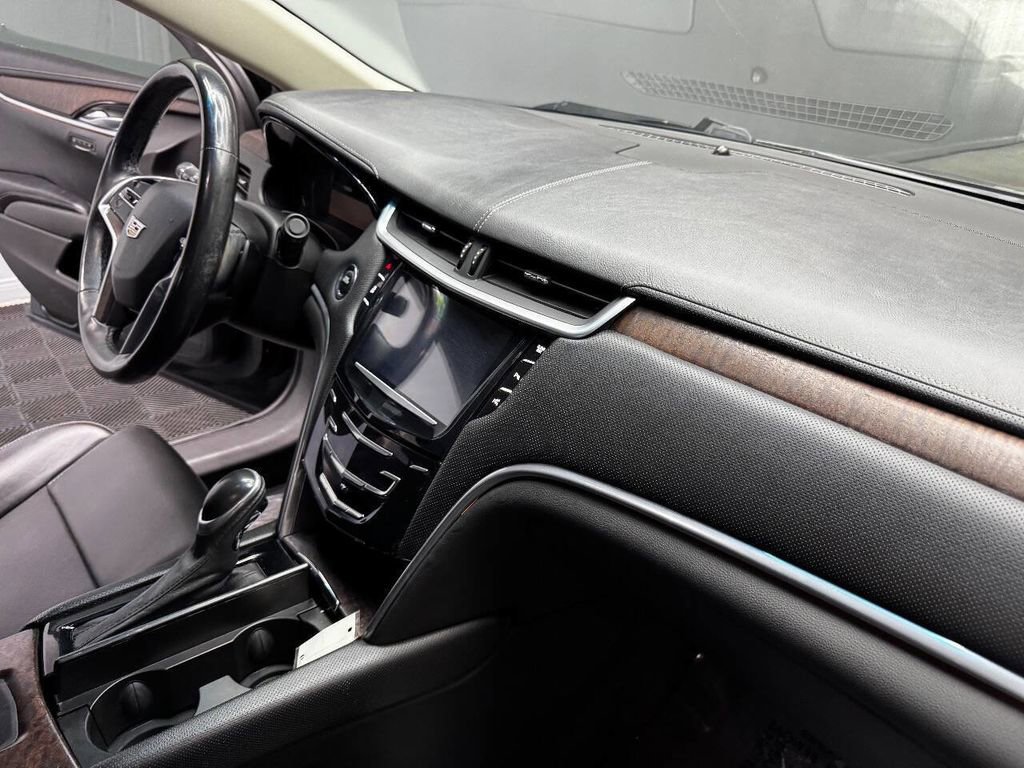 Used 2018 Cadillac XTS Luxury image 47