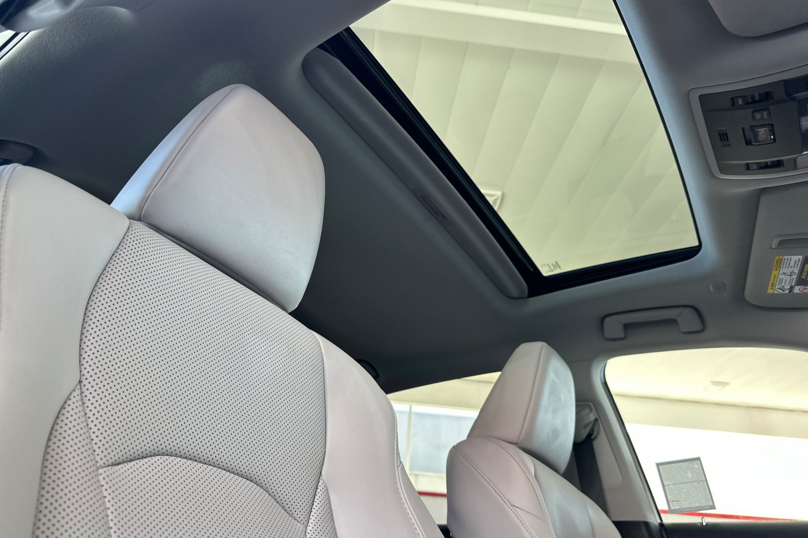 Used 2022 Lexus RX 350 FWD w/ Premium Package image 18