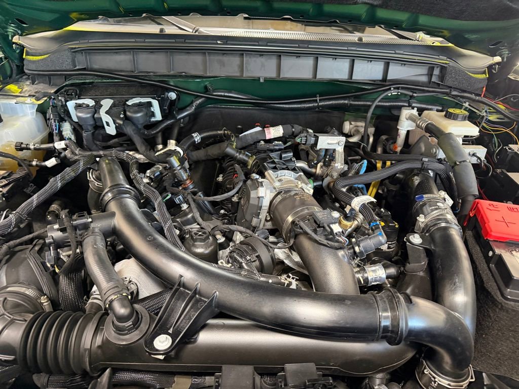 Used 2023 Ford Bronco Wildtrak image 7