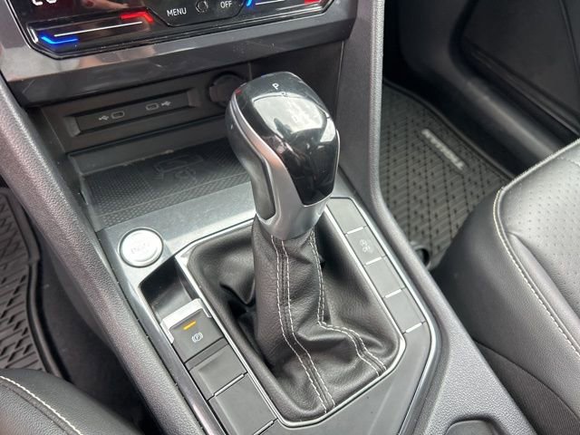 Used 2022 Volkswagen Tiguan SE FWD image 25