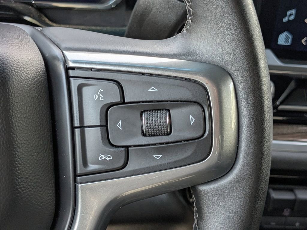 Used 2025 Chevrolet Silverado 2500 LT w/ Convenience Package image 25