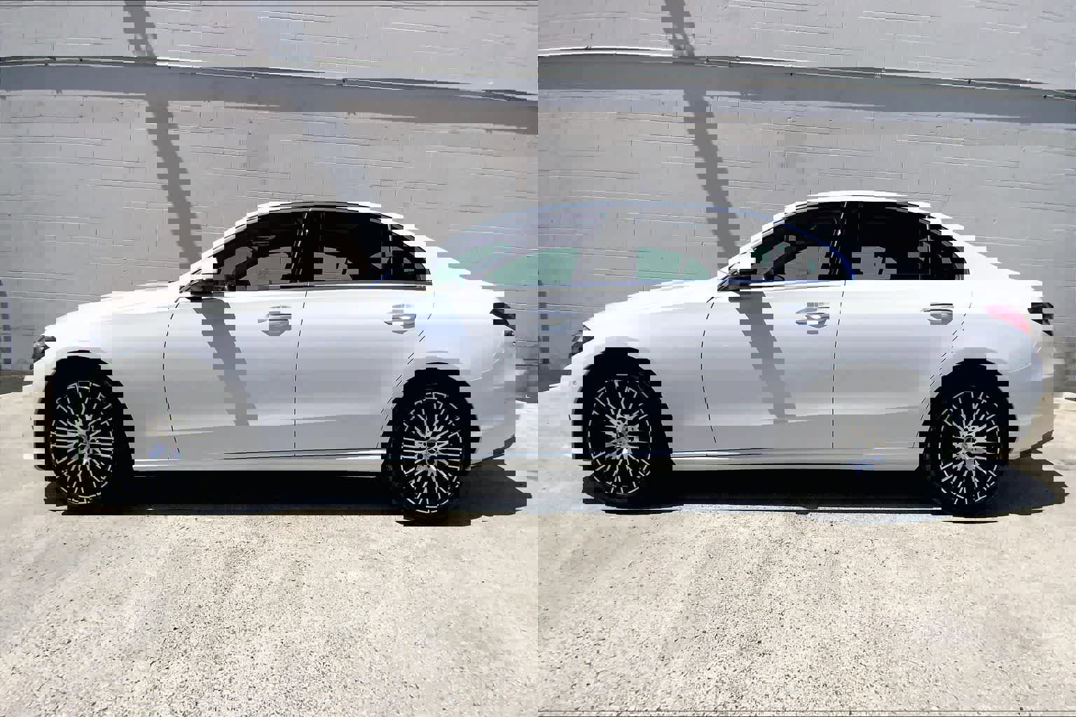 Used 2023 Mercedes-Benz C 300 C 300 image 4