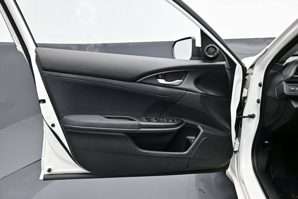Used 2019 Honda Insight LX image 18