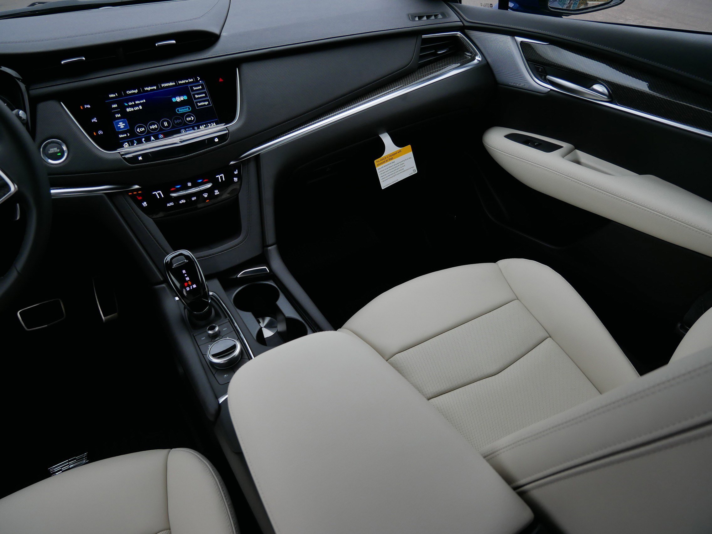 Used 2026 Cadillac XT5 Sportv w/ LPO, Floor Liner Package image 9