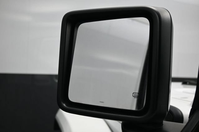Used 2021 Jeep Wrangler Unlimited Sahara AWD/4WD image 4