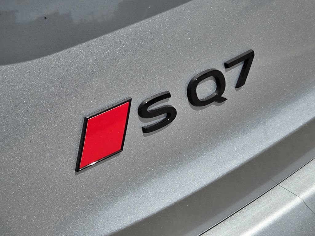 New 2026 Audi SQ7 Prestige AWD/4WD image 14