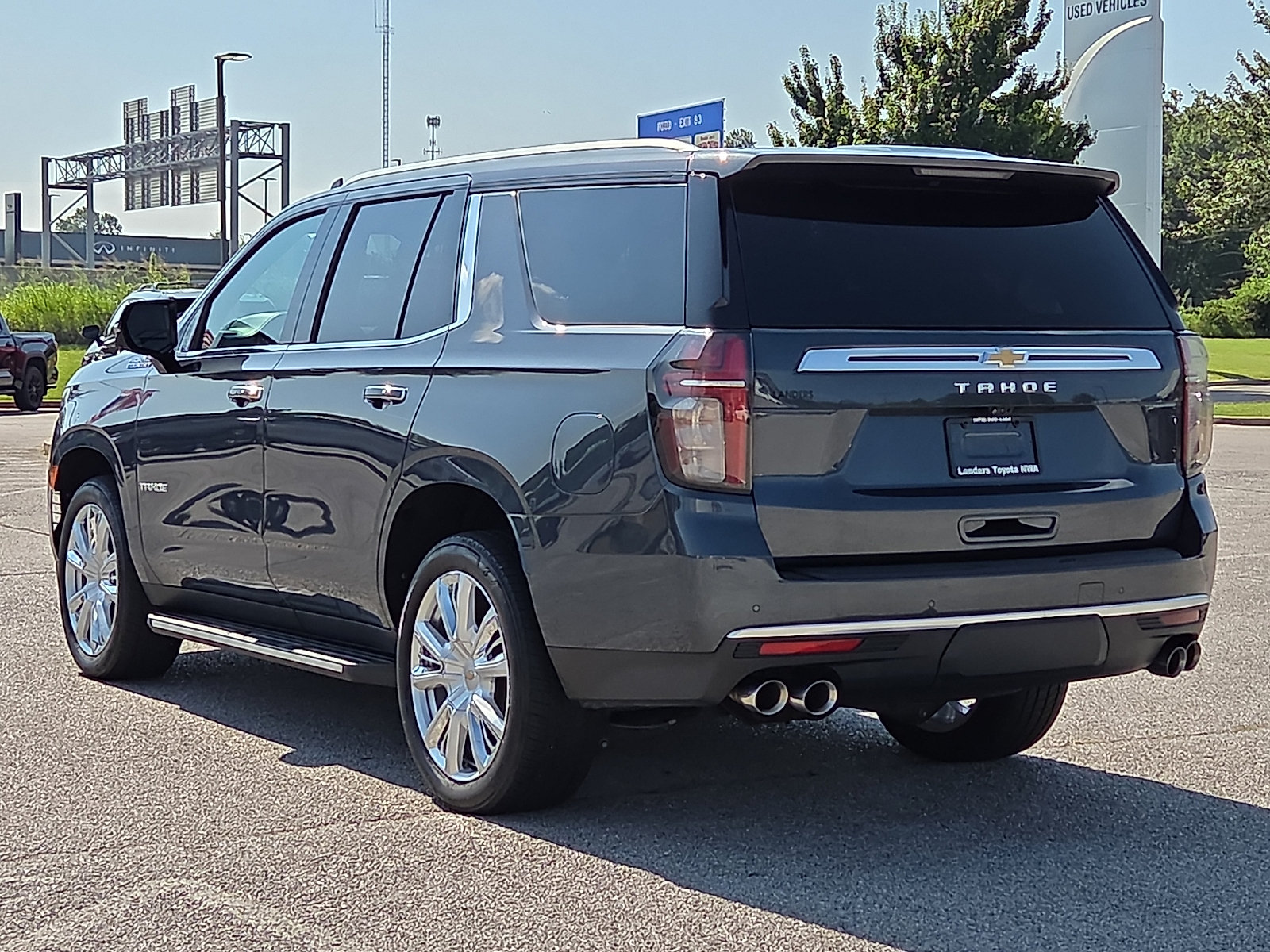 Used 2021 Chevrolet Tahoe High Country AWD/4WD image 4