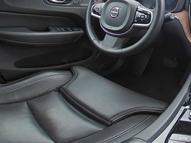 Used 2024 Volvo XC60 T8 Ultimate w/ Climate Package AWD/4WD image 21