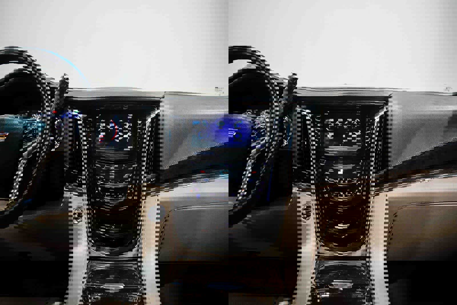 Used 2018 Cadillac Escalade Premium Luxury image 11