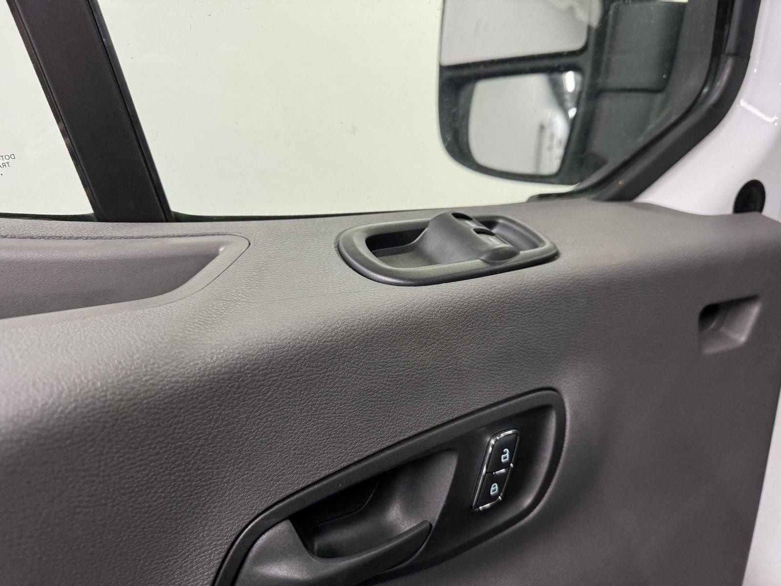 Used 2022 Ford E-Transit Medium Roof w/ Load Area Protection Package image 16