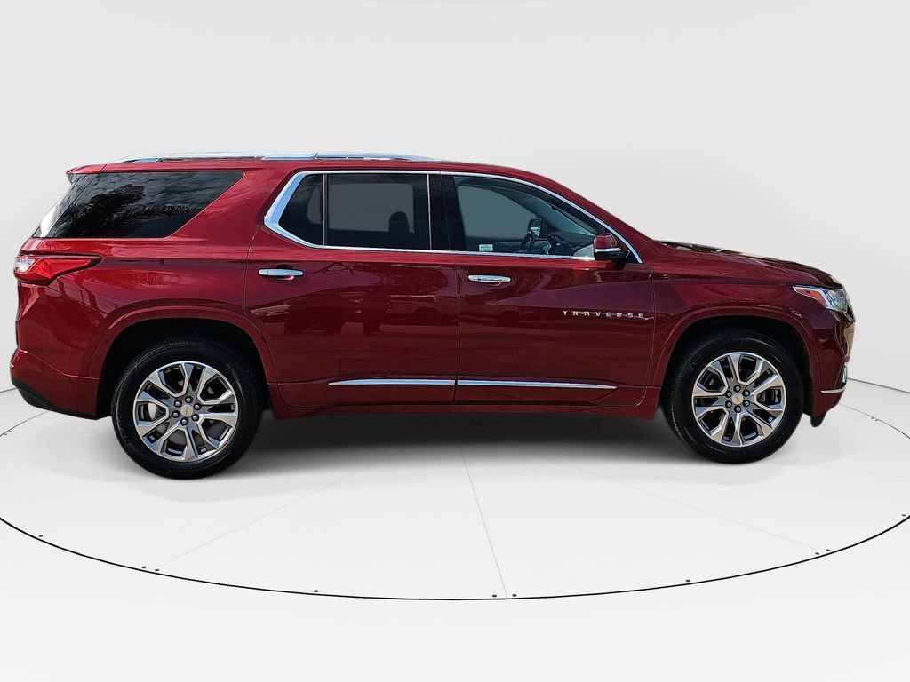 Used 2018 Chevrolet Traverse Premier w/ Driver Confidence II Package image 2
