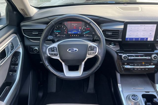 Used 2021 Ford Explorer Limited w/ Equipment Group 301A image 17